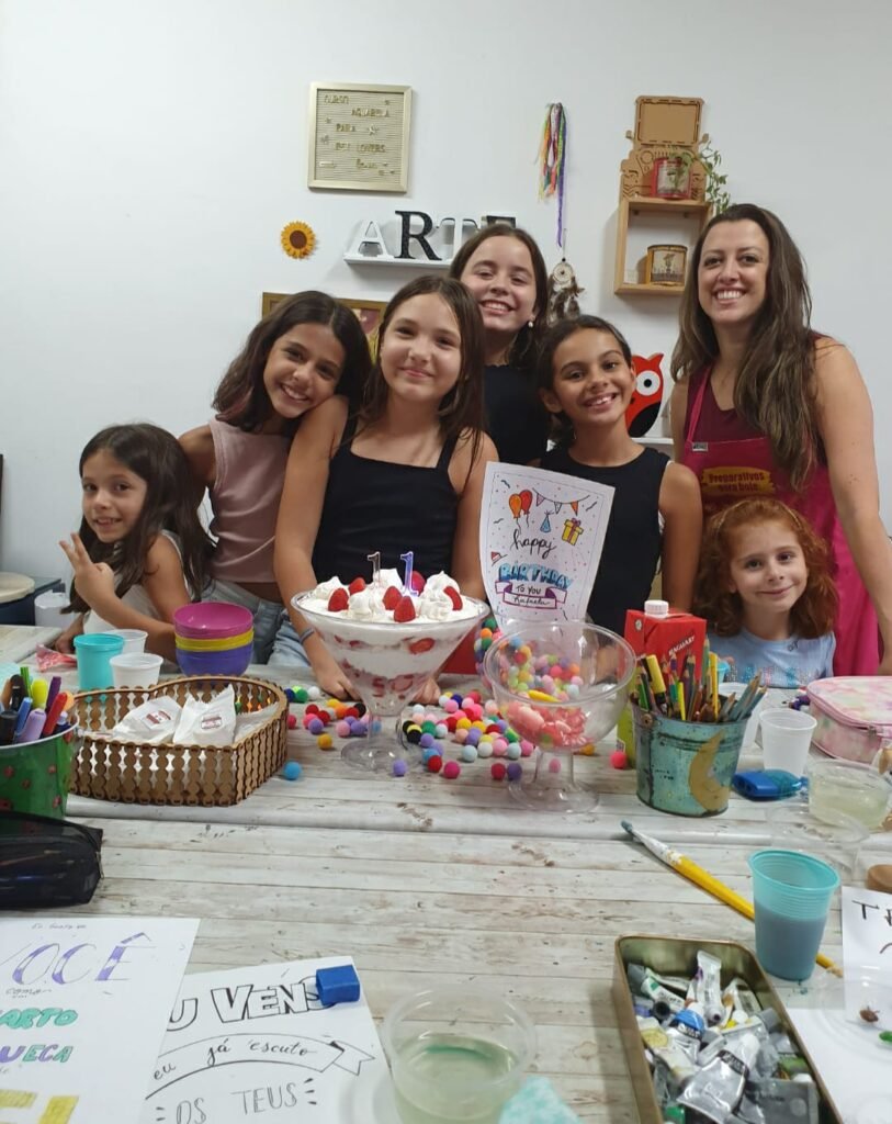 Festas de aniversário no ateliê da Milena Pagliacci se tornam ainda mais divertidos e criativos