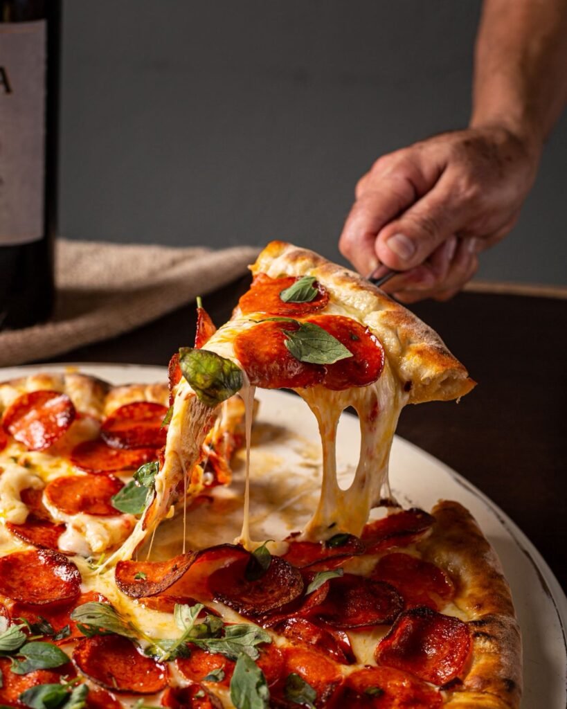 Pizzaria Valpolicella, tradicional na zona norte de são paulo, tem pizzas e massas artesanais.