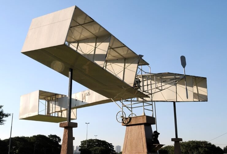 Réplica do avião 14-bis será reinstalada na zona norte de são paulo